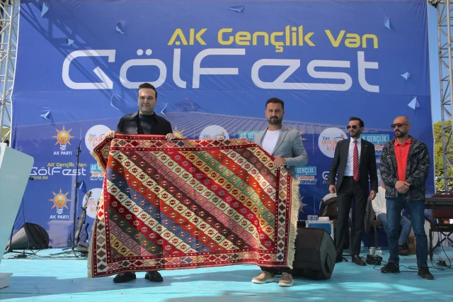 Van GölFest Sonlandı Gençler Coştu