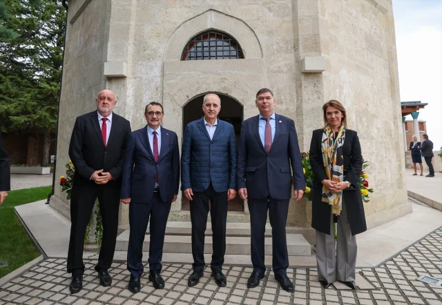 Budapeşte'de Duygu Dolu Ziyaret: Kurtulmuş Galiçya'da