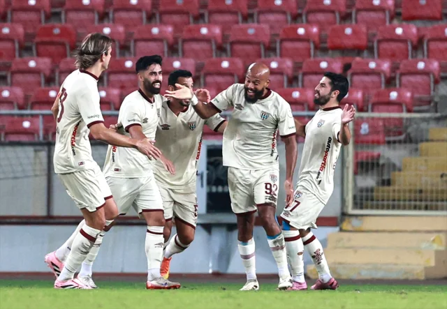 Hatayspor'a Ağır Darbe: Bandırmaspor Fark Attı