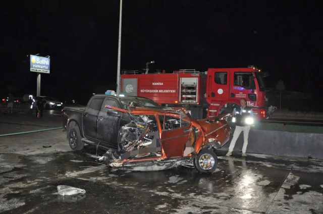 Manisa'daki Feci Kaza Yürekleri Dağladı: 5 Ölü, 6 Yaralı Var