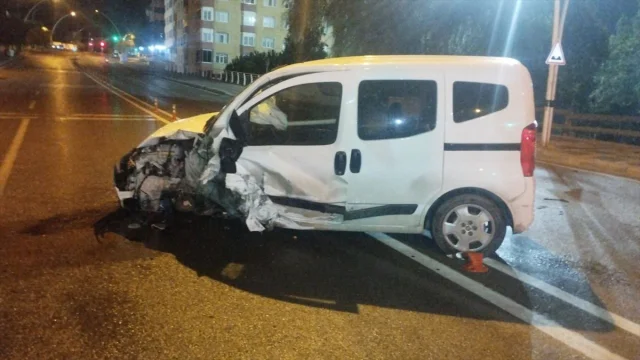 Kocaeli'deki Trafik Kazası Beklenmedik Anlar Yarattı