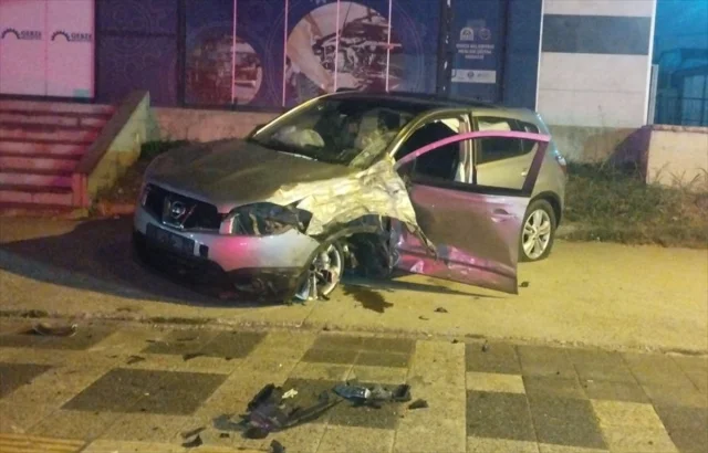 Kocaeli'deki Trafik Kazası Beklenmedik Anlar Yarattı