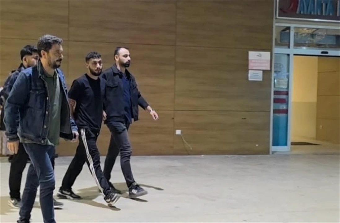 Bursa'da Bıçaklı Kavga: Şok Eden Detaylar