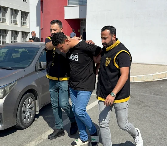 Adana'da Üçkağıtçıların Telefon Vurgunu Sonları Oldu