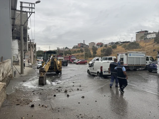 İzmir'deki Su Krizi Mahalleliyi Ayaklandırdı