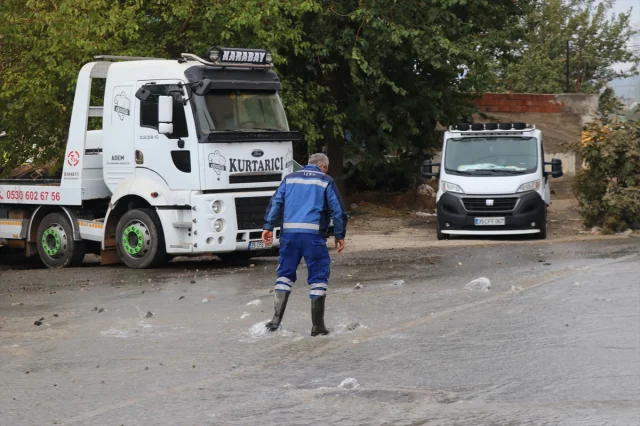 İzmir'deki Su Krizi Mahalleliyi Ayaklandırdı