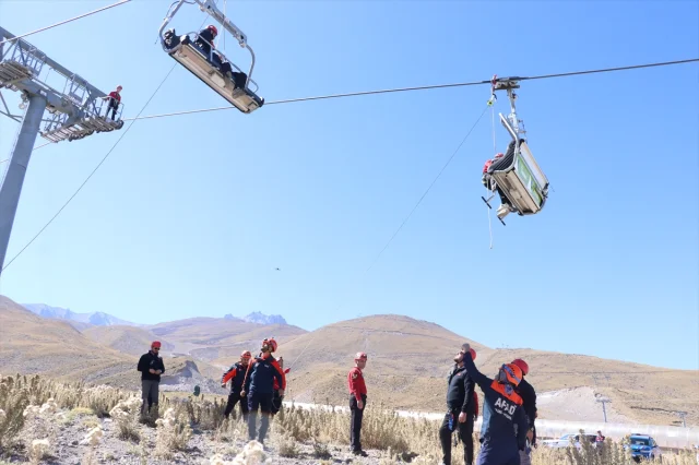Erciyes Dağı'nda Tatbikatlar Yeni Sezon Öncesi Tamamlanıyor