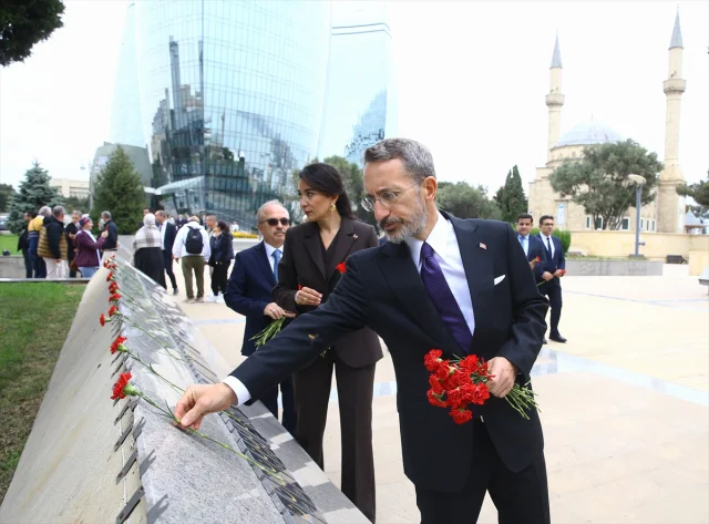 Fahrettin Altun'dan Azerbaycan'da Güçlü Mesaj: Birlikte Adalet ve Hakikat Peşindeyiz