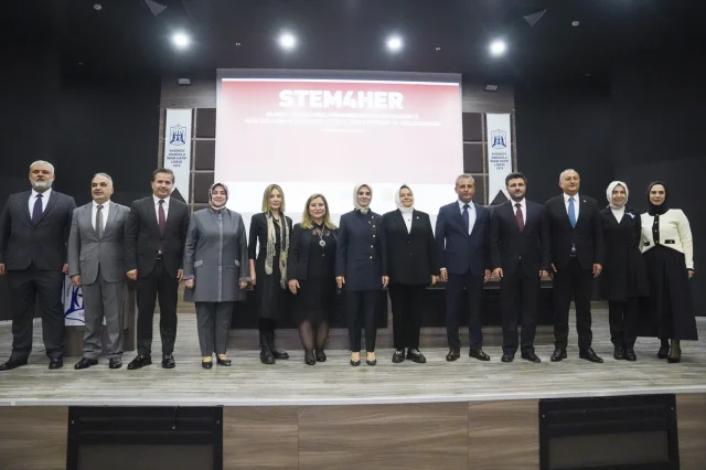 Geleceğin Kadın Liderleri İçin STEM Eğitimleri Neden Kritik?