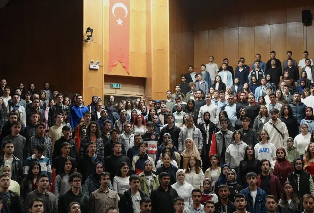 Atatürk Üniversitesinde Akademik Yıla "Filistin" Dersleri ile Başladı