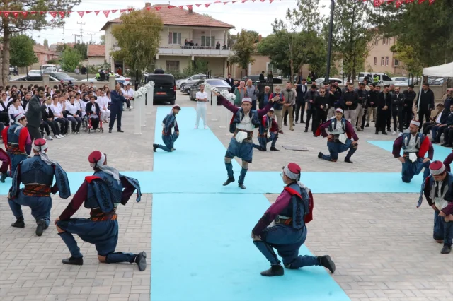 Boğazlıyan'da Açılan Cemil Çiçek Meslek Lisesi Geleceğin Yıldızlarına Kapılarını Açtı