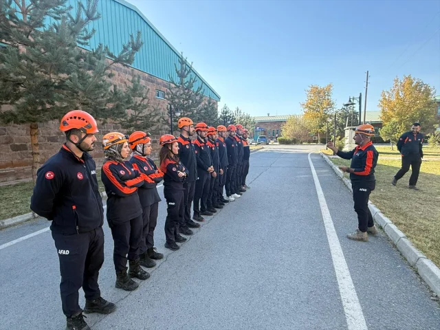 AFAD'ın Yeni Kahramanları Van'da Yoğun Eğitimde
