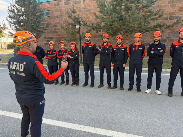 AFAD'ın Yeni Kahramanları Van'da Yoğun Eğitimde