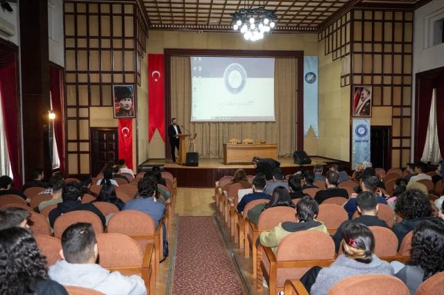 Siber Güvenlikte Devrim Gibi Eğitim: İstanbul'da Büyük Buluşma