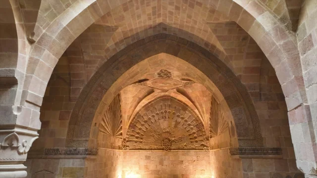 Divriği Ulu Camisi'nin Gizemli Ses Mucizesi Ekranlara Taşınıyor