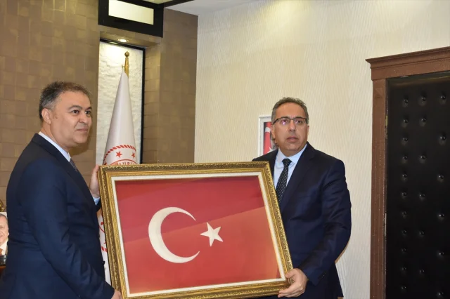 Tarım ve Orman Bakan Yardımcısı Gümen'in Afyonkarahisar Çıka...