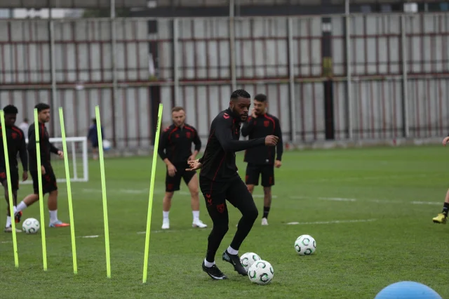 Samsunspor'un Konferans Ligi Macerası: Gruptan Çıkma Mücadelesi