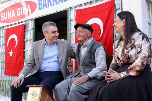 Mersin'de Yarım Asırlık Bakkal Ödüle Layık Görüldü