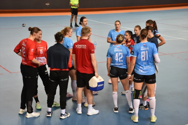 Trabzon'da Nefes Kesen Hentbol Maçı: Avrupa Kupası'nda Ortahisar Desteği
