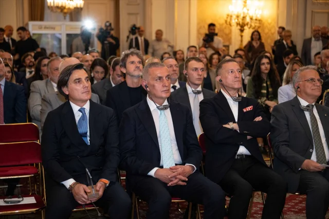 MeeTürkItaly Paneli İstanbul'da Görkemli Bir Açılış Yaptı