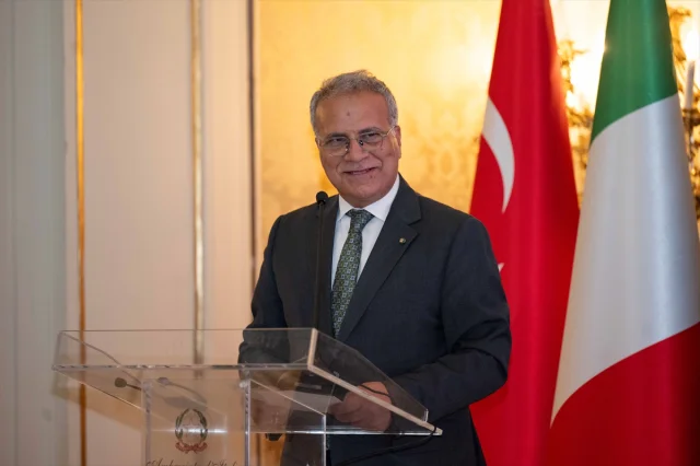 MeeTürkItaly Paneli İstanbul'da Görkemli Bir Açılış Yaptı