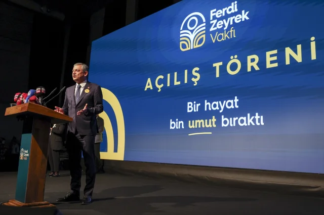 Özgür Özel'in Manisa'da Dualarla Açtığı Vakıf Nasıl Bir Dönüşüm Başlatıyor?