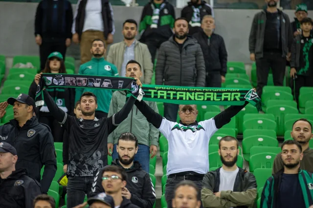 Sakaryaspor ile Sivasspor Arasında Kıran Kırana Geçen Maç