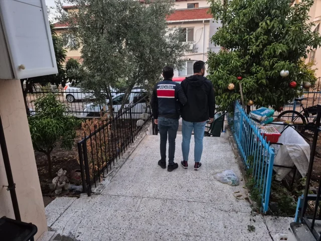 İzmir Merkezli Operasyonlarla FETÖ'ye Büyük Darbe