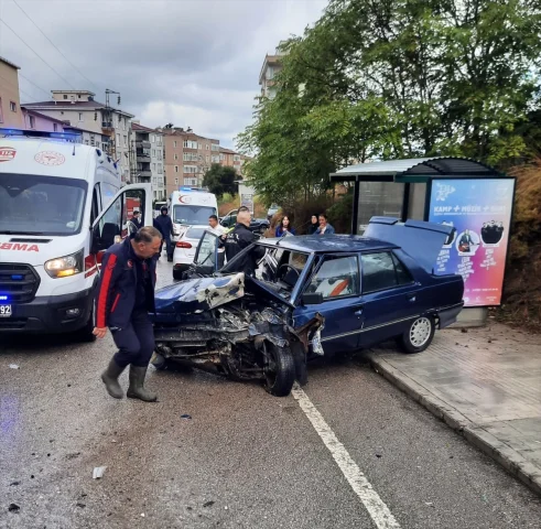 Sinop'taki Çarpışmanın Detayları Şaşırttı: 4 Yaralı