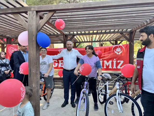 Siirt'te Çocukların Yüzünü Güldüren Etkinlik: Bisiklet Hediy...