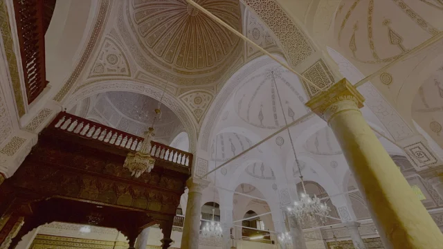 Gürcü Cami'nin Gizemli Çini Sanatı Yüzyıllar Boyunca Hayran Bırakıyor