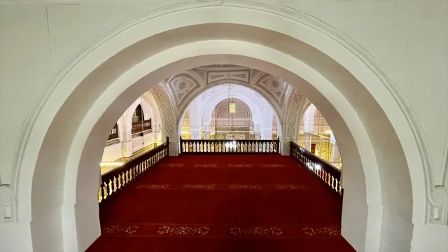 Gürcü Cami'nin Gizemli Çini Sanatı Yüzyıllar Boyunca Hayran Bırakıyor