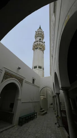 Gürcü Cami'nin Gizemli Çini Sanatı Yüzyıllar Boyunca Hayran Bırakıyor