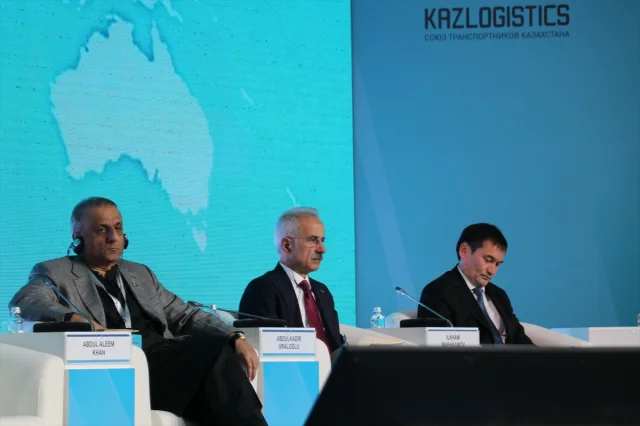 Ulaştırma Bakanı Uraloğlu İstanbul Kuzey Demiryolu Projesini Açıkladı