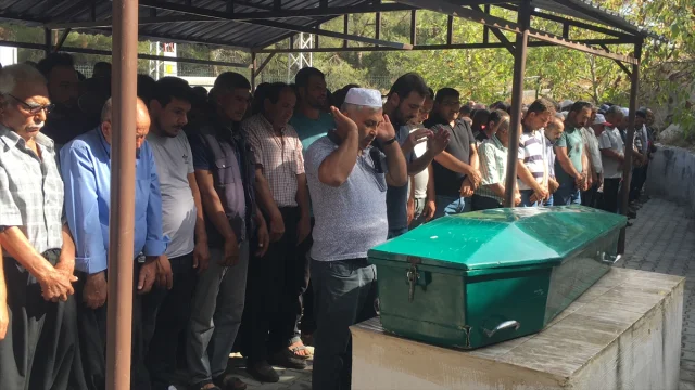 Mersin'de Talihsiz Kaza: Elektrik Akımı ve Trafik Kazası Bir Hayatı Söndürdü