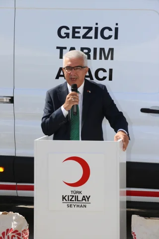 Türk Kızılaydan Adana’da Girişimci Çiftçilere Büyük Destek