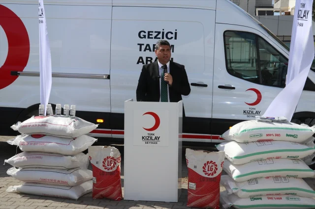 Türk Kızılaydan Adana’da Girişimci Çiftçilere Büyük Destek