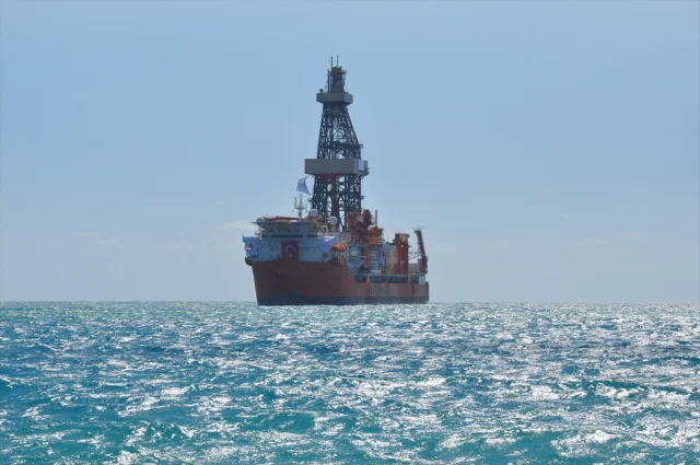 Türkiye'nin Enerji Filosu Büyüyor: Yeni Sondaj Gemisi Mersin'e Vardı
