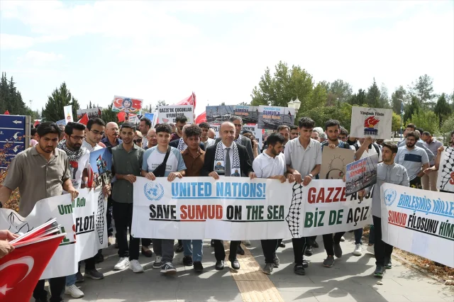 Adıyaman Üniversitesinde Gazze Yürüyüşü: Binlerce Ses Tek Yürek Oldu