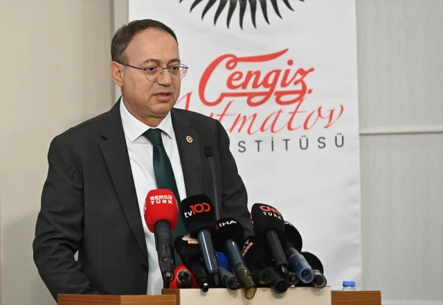 Cengiz Aytmatov'un Cemile Romanı Türk Dünyasını Buluşturuyor