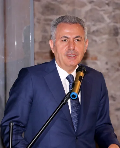 Çal Dede Belgeseli İzmir'de Büyük İlgi Topladı