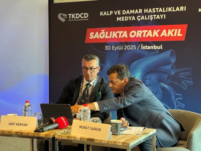Kalp Sağlığında Medya Devrimi: İstanbul'da Önemli Bir Toplantı