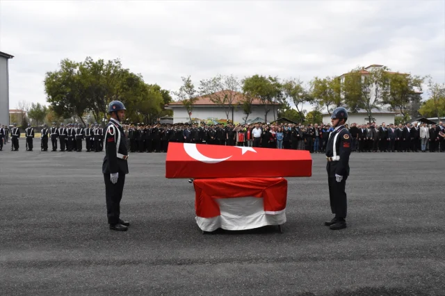 Aksaray'da Feci Kaza Askerleri Hedef Aldı: Şehit ve Kayıplar...