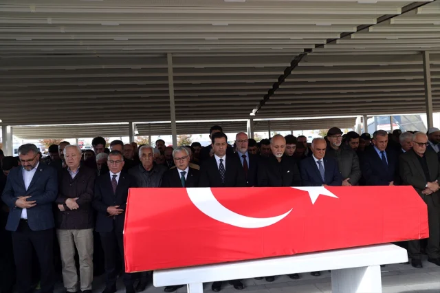 Yavuz Bülent Bakiler'e Sivas'ta Duygusal Veda