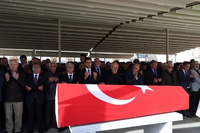 Yavuz Bülent Bakiler'e Sivas'ta Duygusal Veda