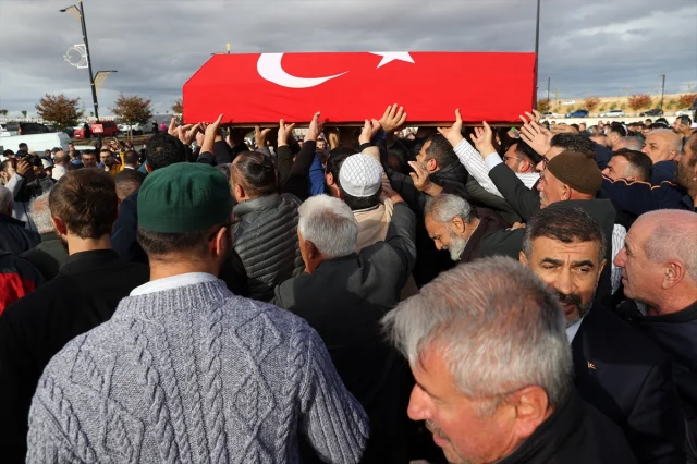 Yavuz Bülent Bakiler'e Sivas'ta Duygusal Veda