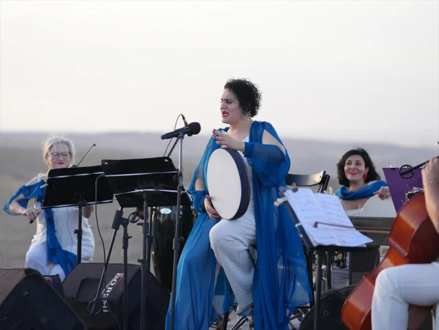 Zerzevan Kalesi'nde Antik Atmosferde Büyüleyici Konser Deneyimi