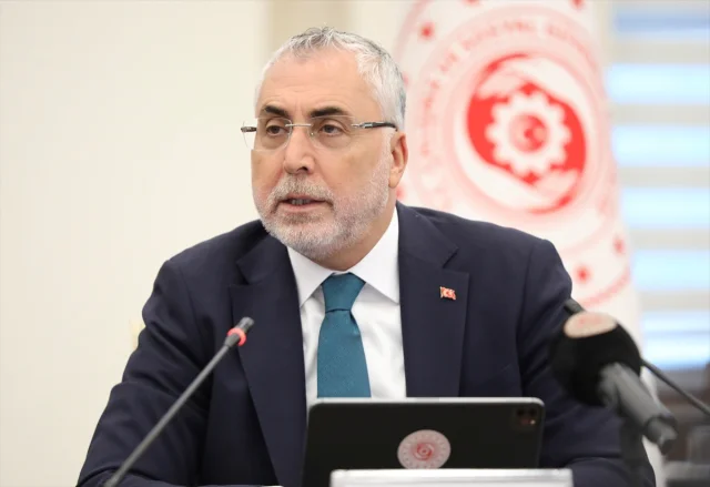 Kamu Personeli Toplantısında Kritik Kararlar Alındı