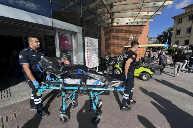 İstanbul'da Ücretsiz Ambulans Hizmeti Hastalara Yeni Bir Nefes Oldu