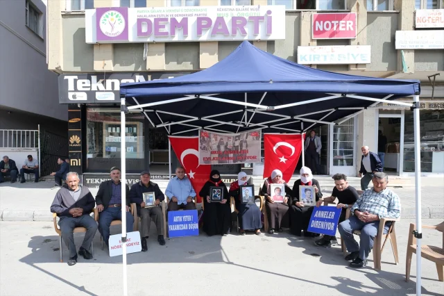 Muş'ta Evlat Hasretiyle Yürekleri Yakan Eylemler Devam Ediyor